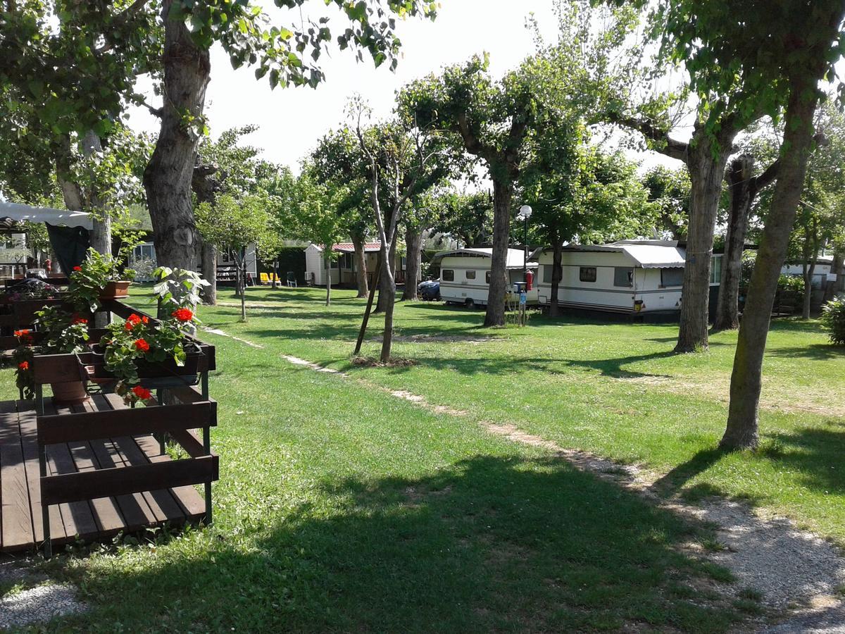 Campeggio Bruno Moniga del Garda Ngoại thất bức ảnh